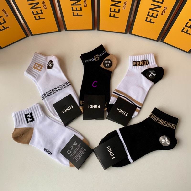 Fendi socks (2)